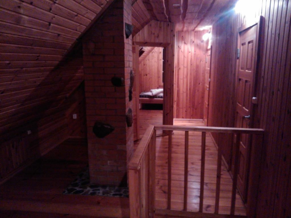 Дома для отпуска Hundi Holiday House Kolodavitsa